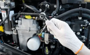 Khai thác máy tàu biển